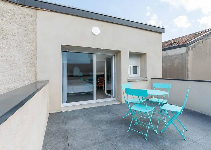 Apartmán Superbe Duplex Avec Terrasse Au Coeur De *